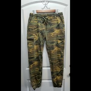 Camouflaged Jogger Style Pants